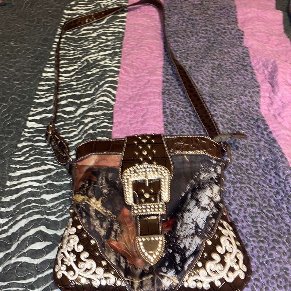 Cute four pocket camouflage Crossbody